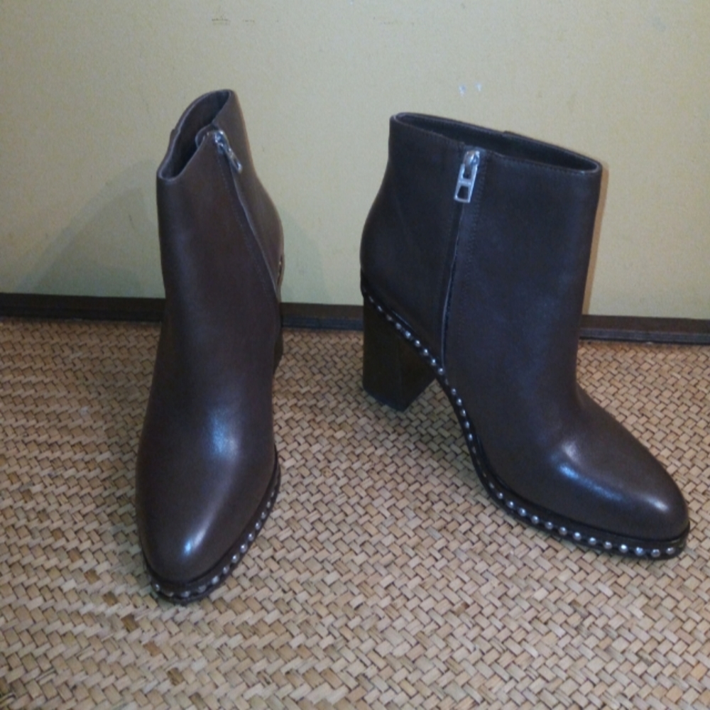 Coach Studded Justina Bootie in Brown Sz 10 NWT - Picture 12 of 16